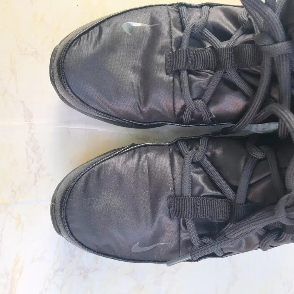 Nike Tanjun High Rise Sneaker Boot Black Lace Up 8.5